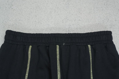 C - SWEATPANTS