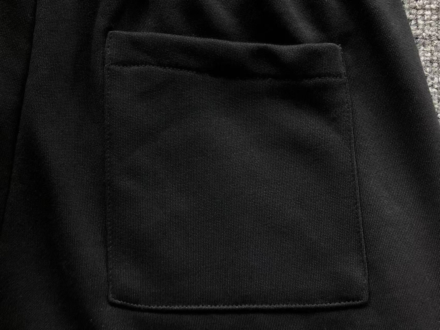 T - SHORTS