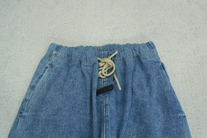 F - SWEATPANTS
