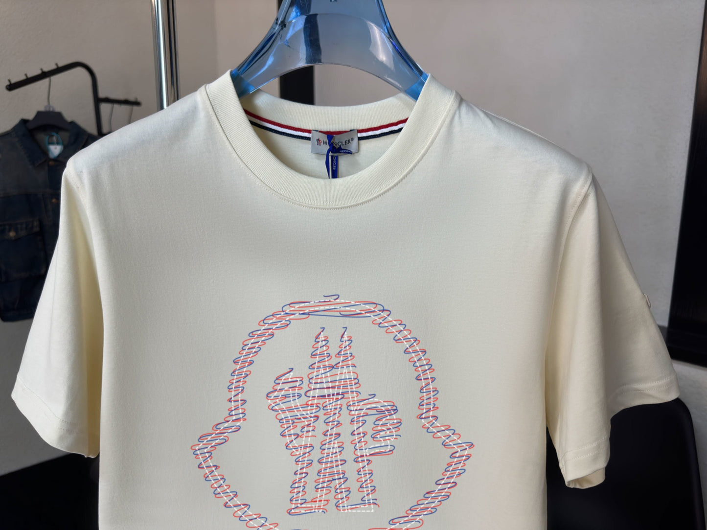 M - TSHIRT