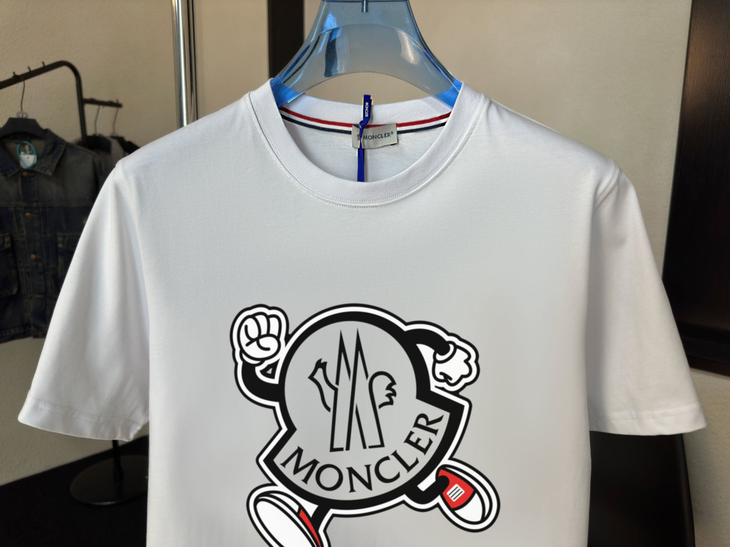 M - TSHIRT