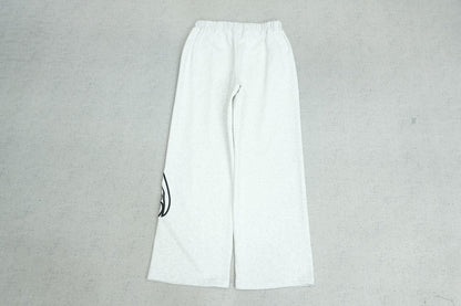 S - SWEATPANTS