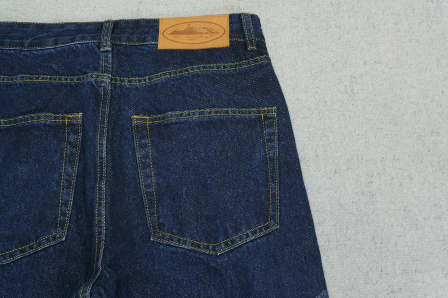 C - JEANS
