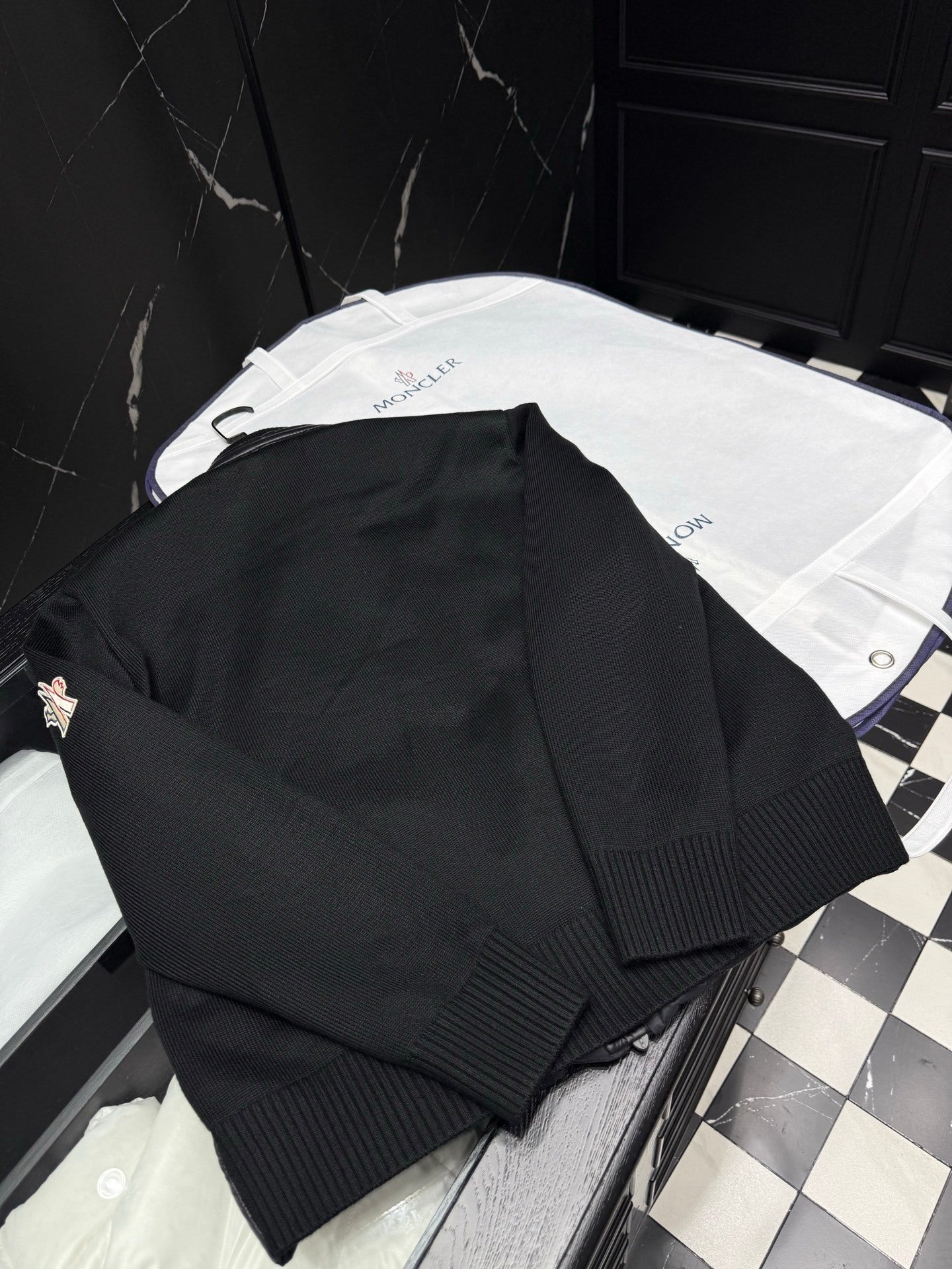 C - CARDIGAN