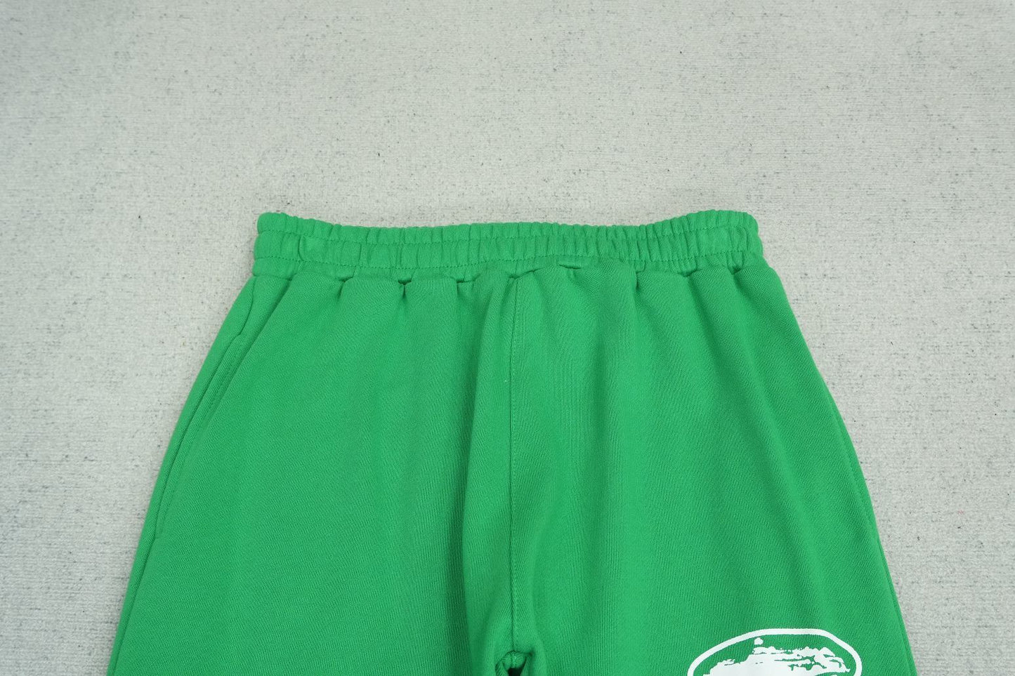 C - SWEATPANTS