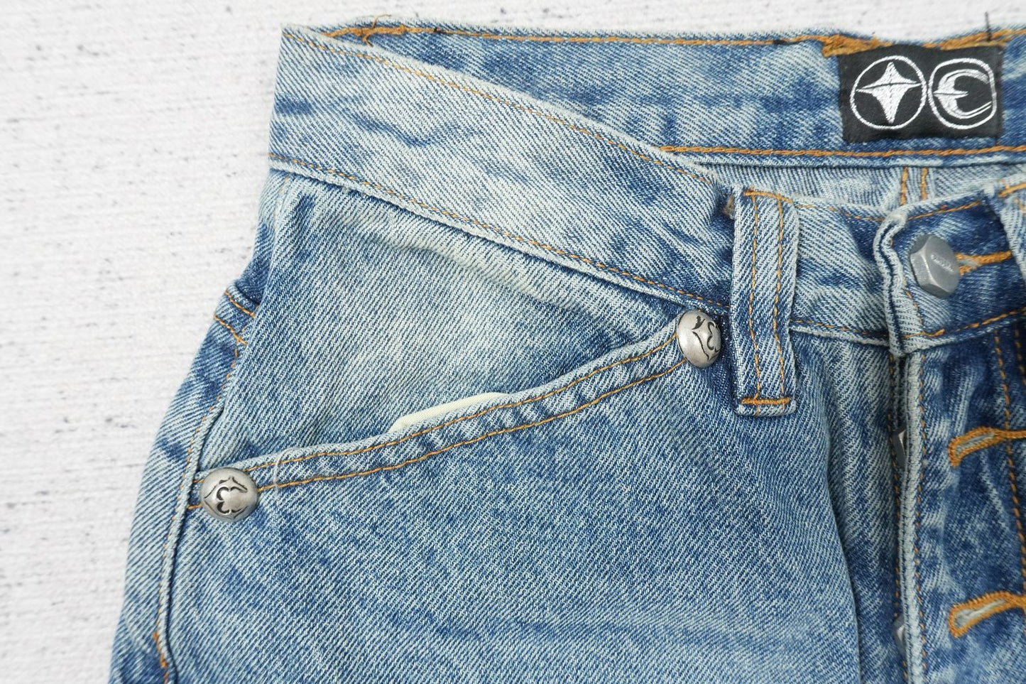 T - JEANS