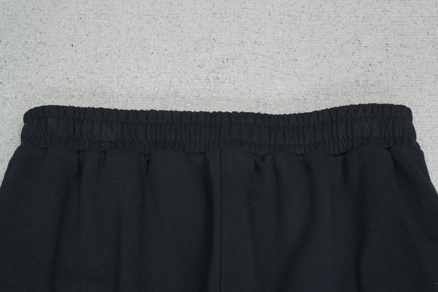 C - SWEATPANTS