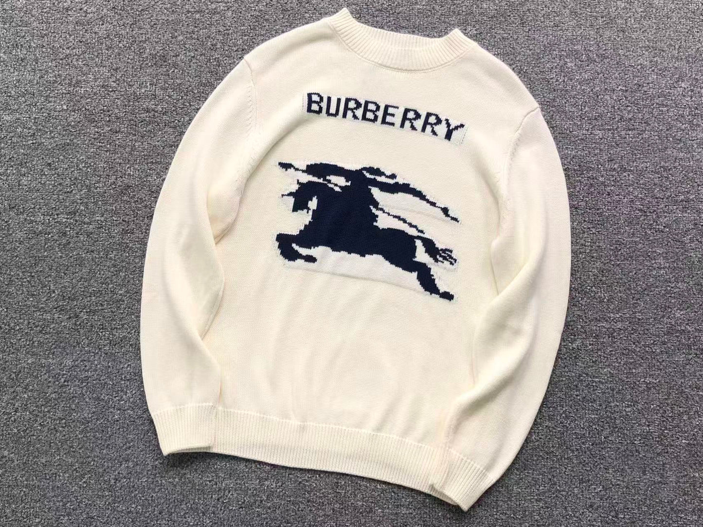 B - SWEATER