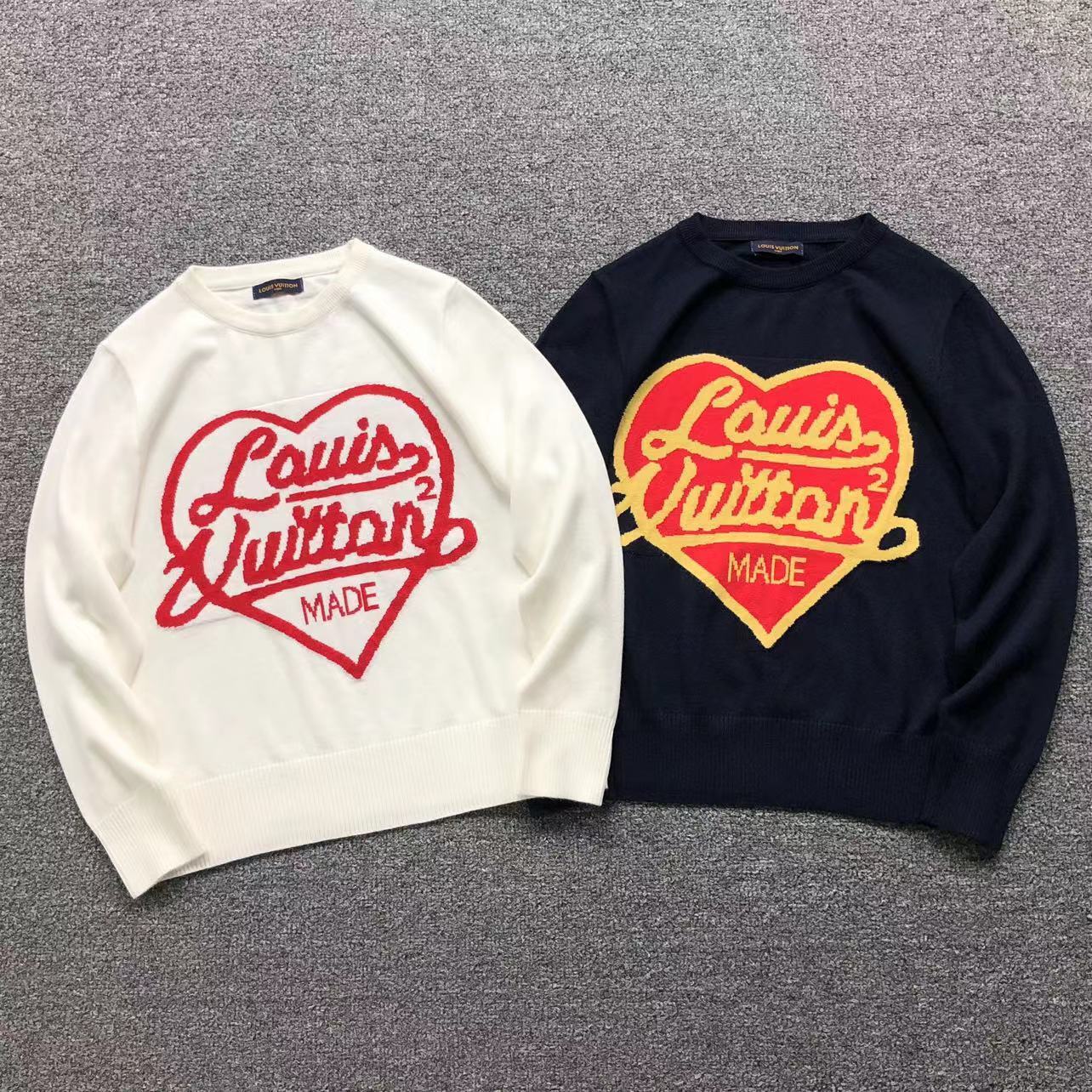 L - SWEATER
