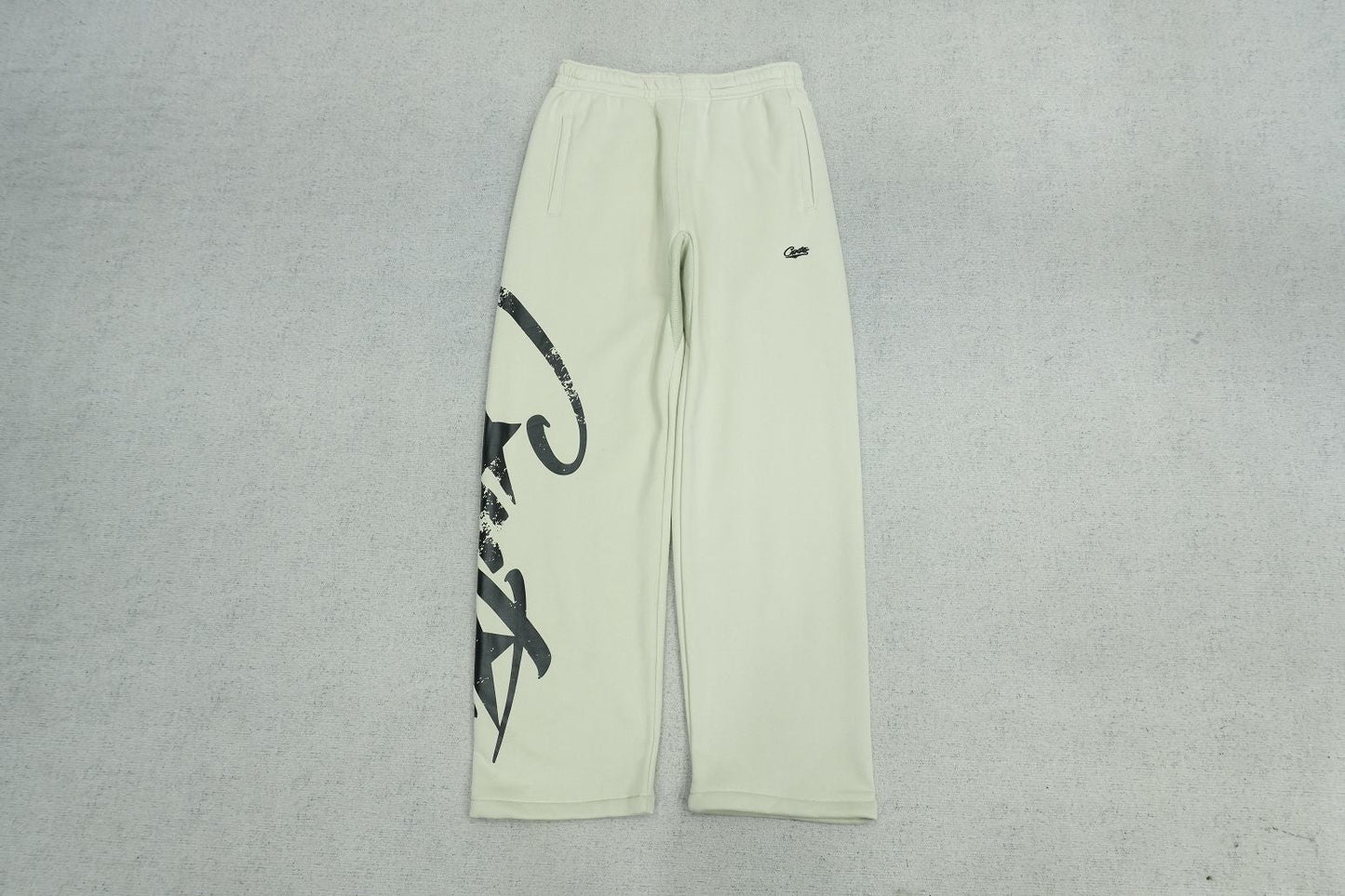 C - SWEATPANTS