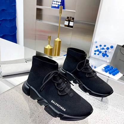 B - SNEAKERS