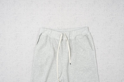 L - SWEATPANTS