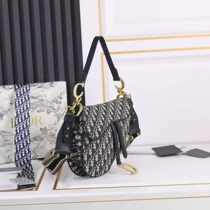 D - TASCHE