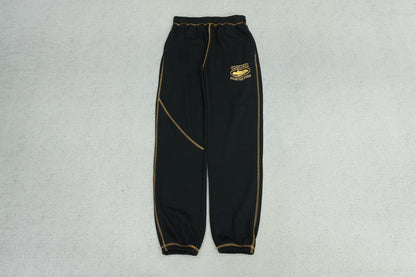C - SWEATPANTS