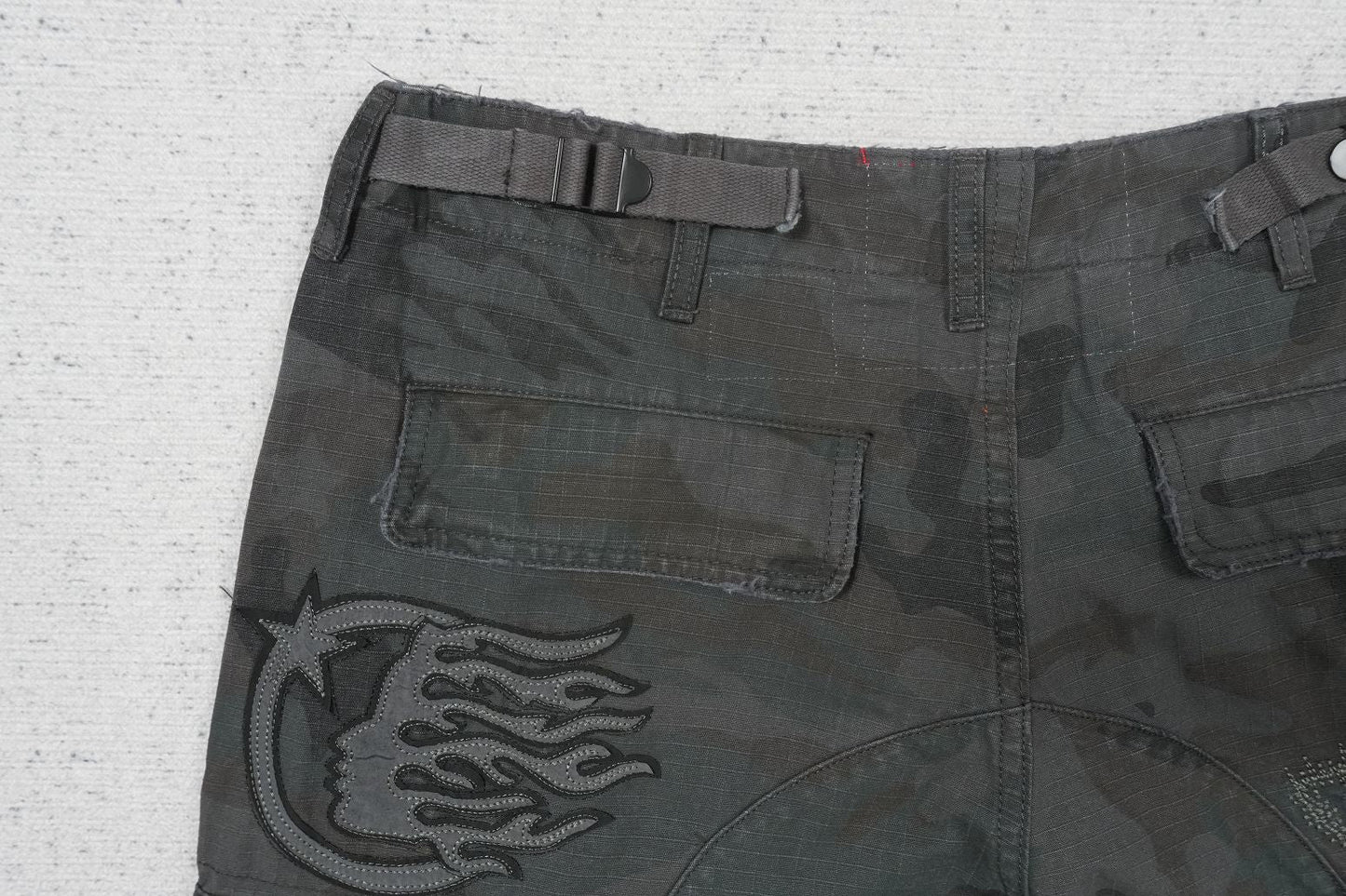H - JEANS