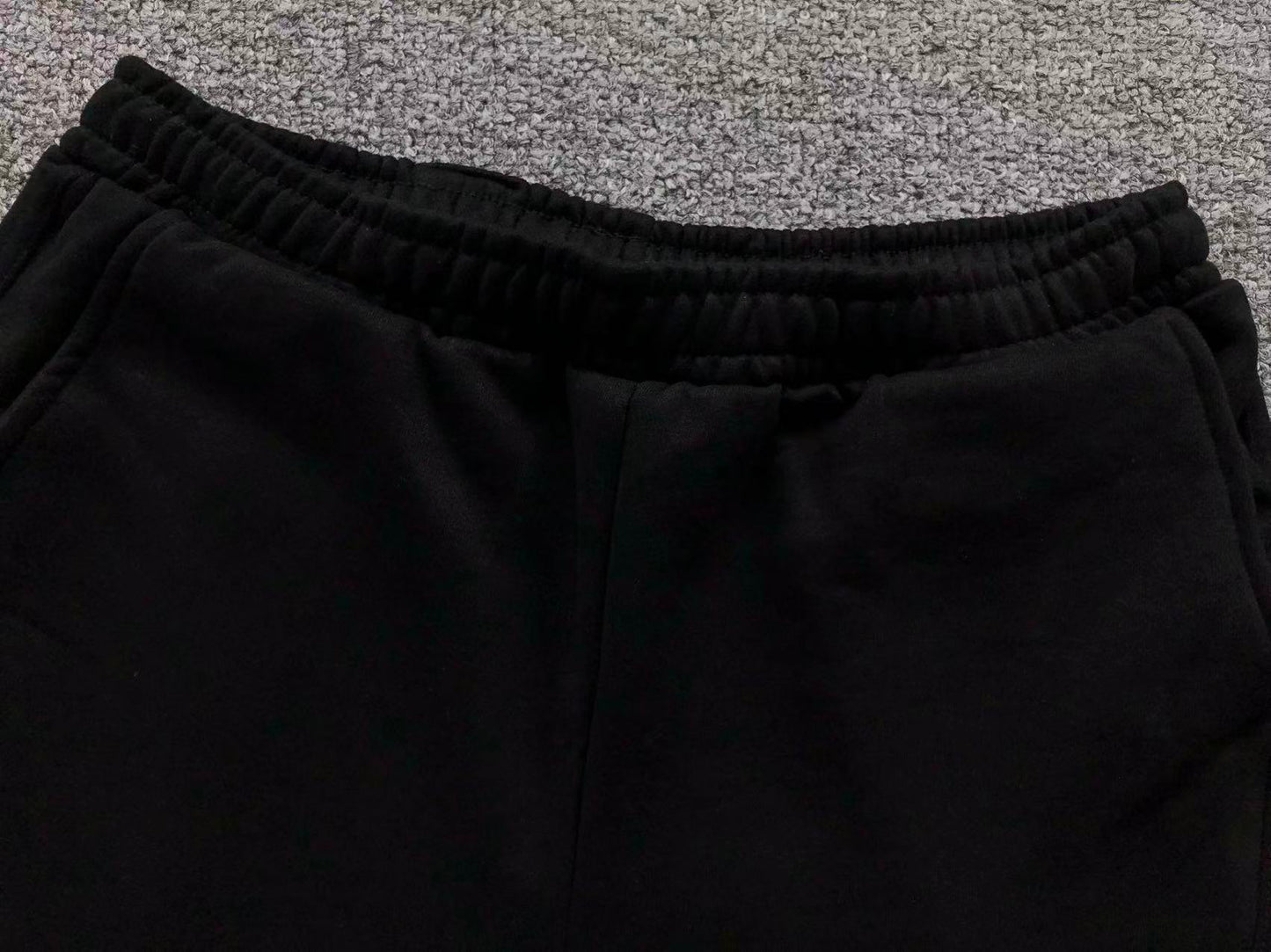 M - SHORTS