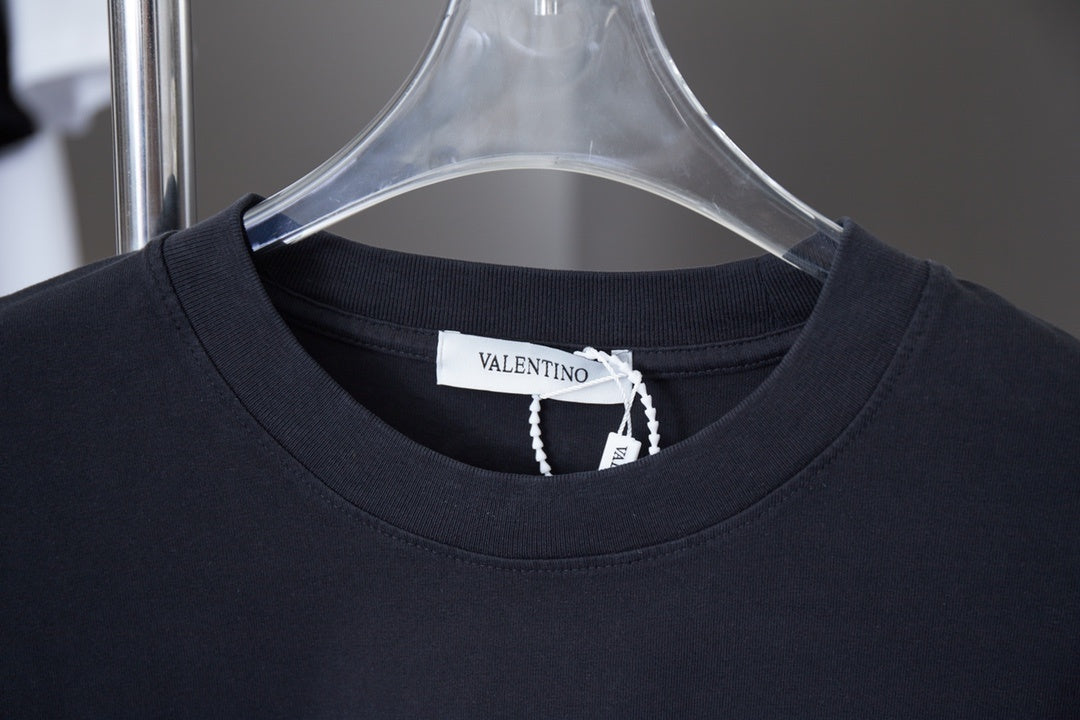 V - TSHIRT
