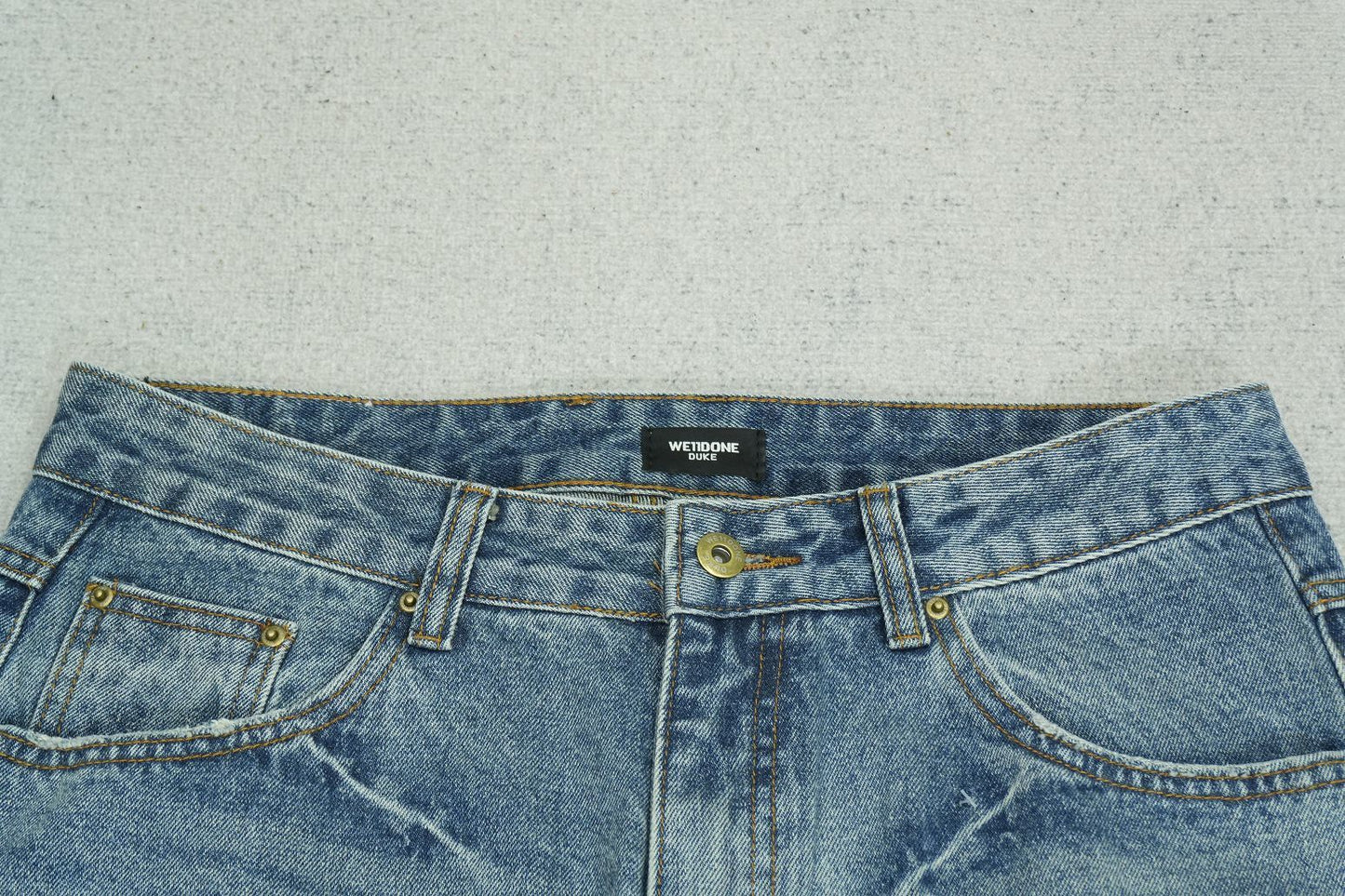 W - JEANS