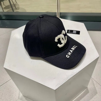 C - MÜTZEN