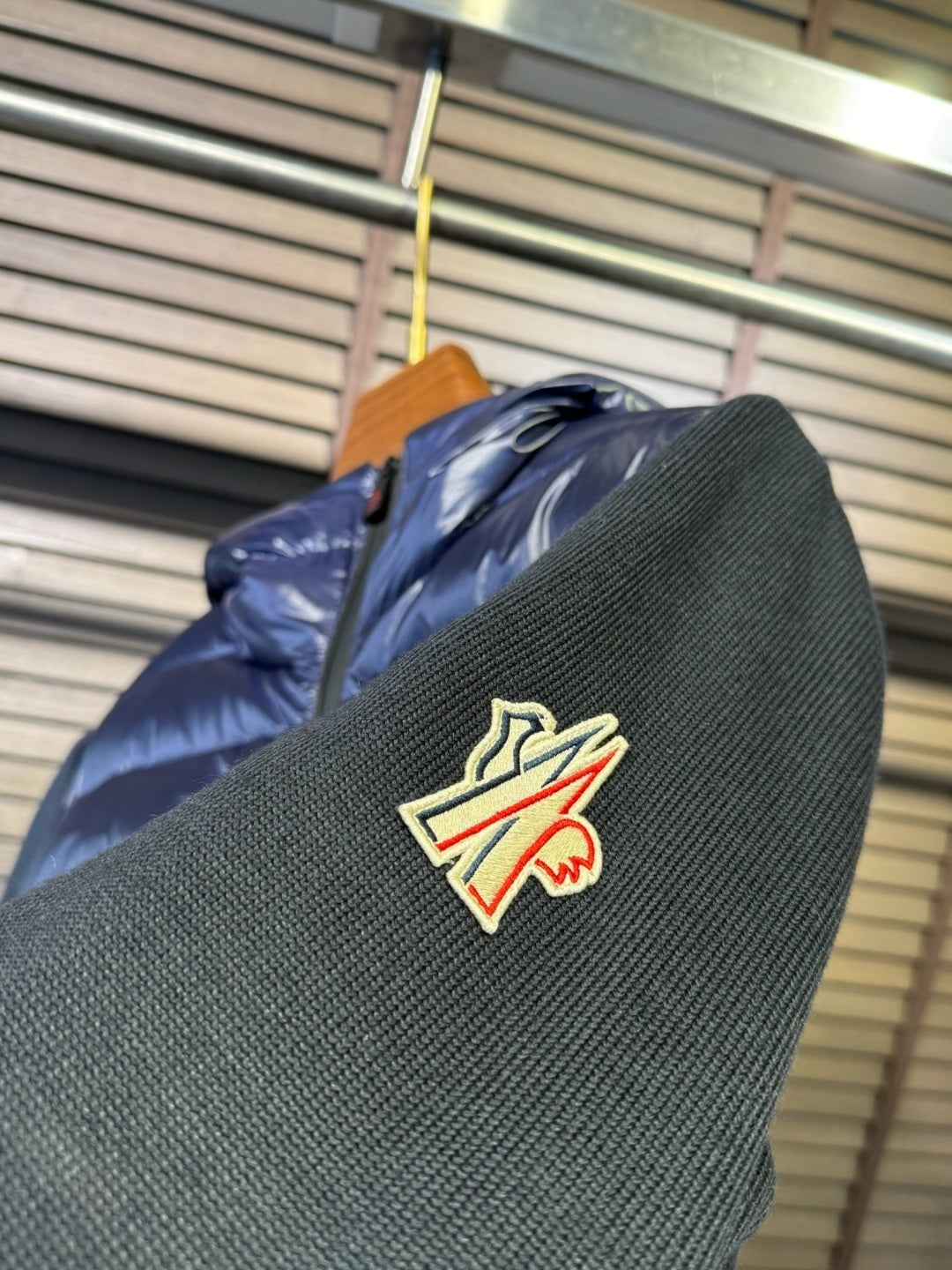 G - CARDIGAN