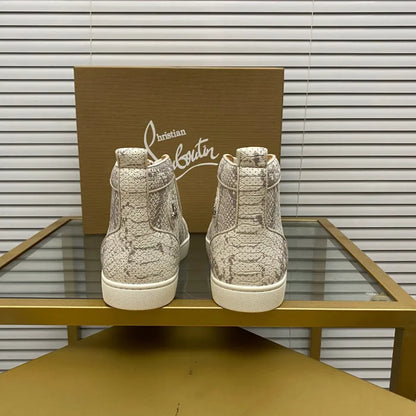 C - SNEAKERS