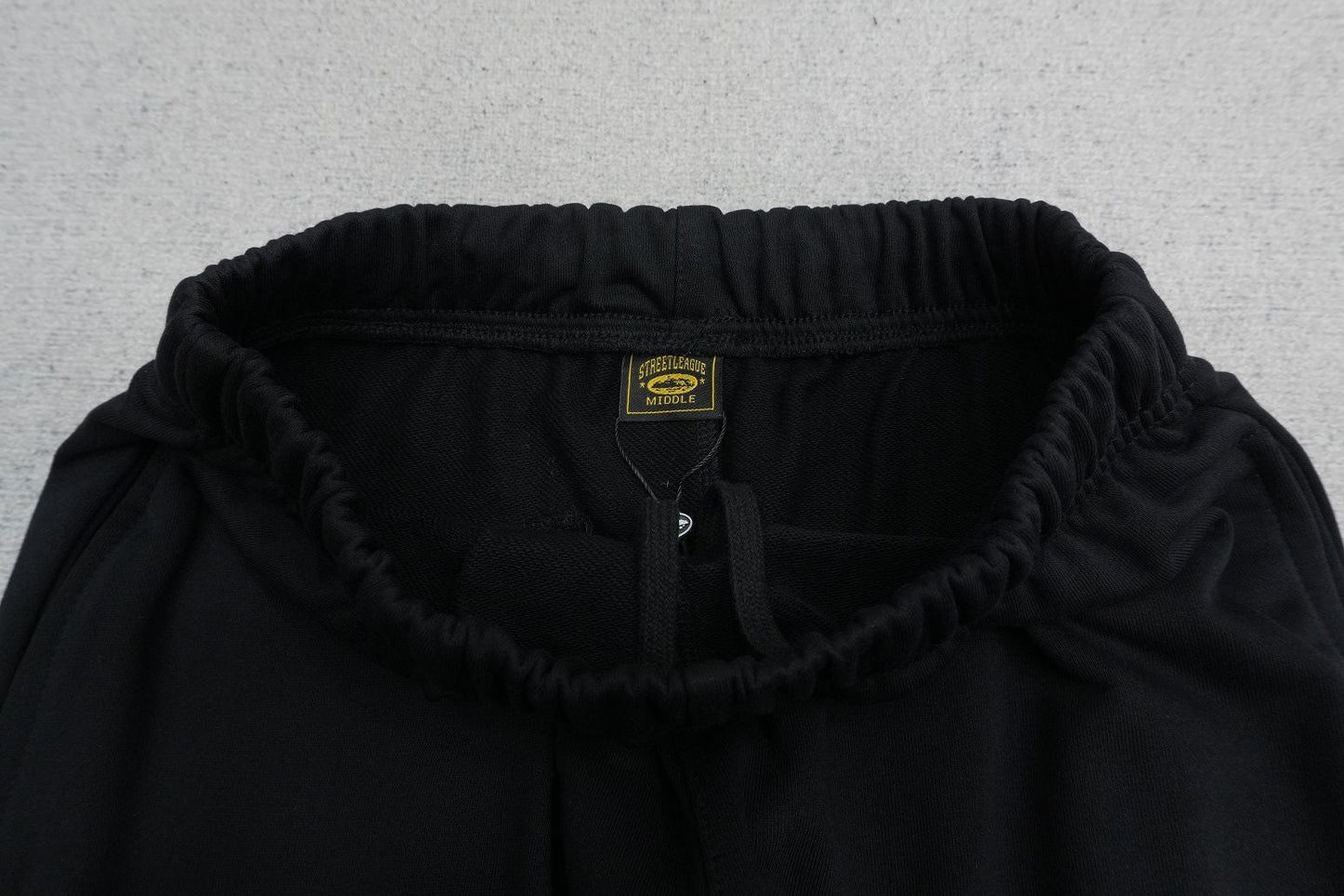 C - SWEATPANTS