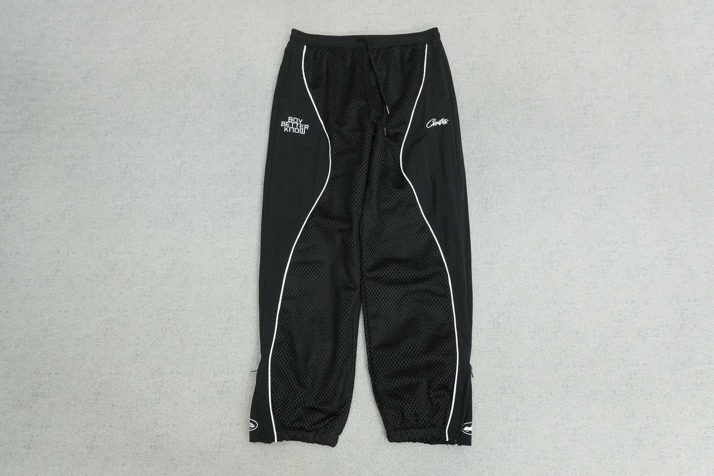 C - SWEATPANTS