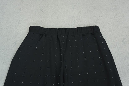 S - SWEATPANTS