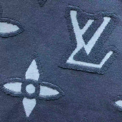 L - SWEATER