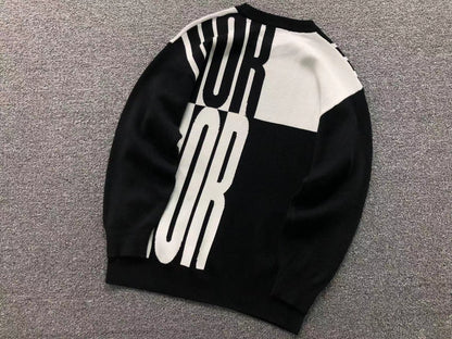 D - SWEATER