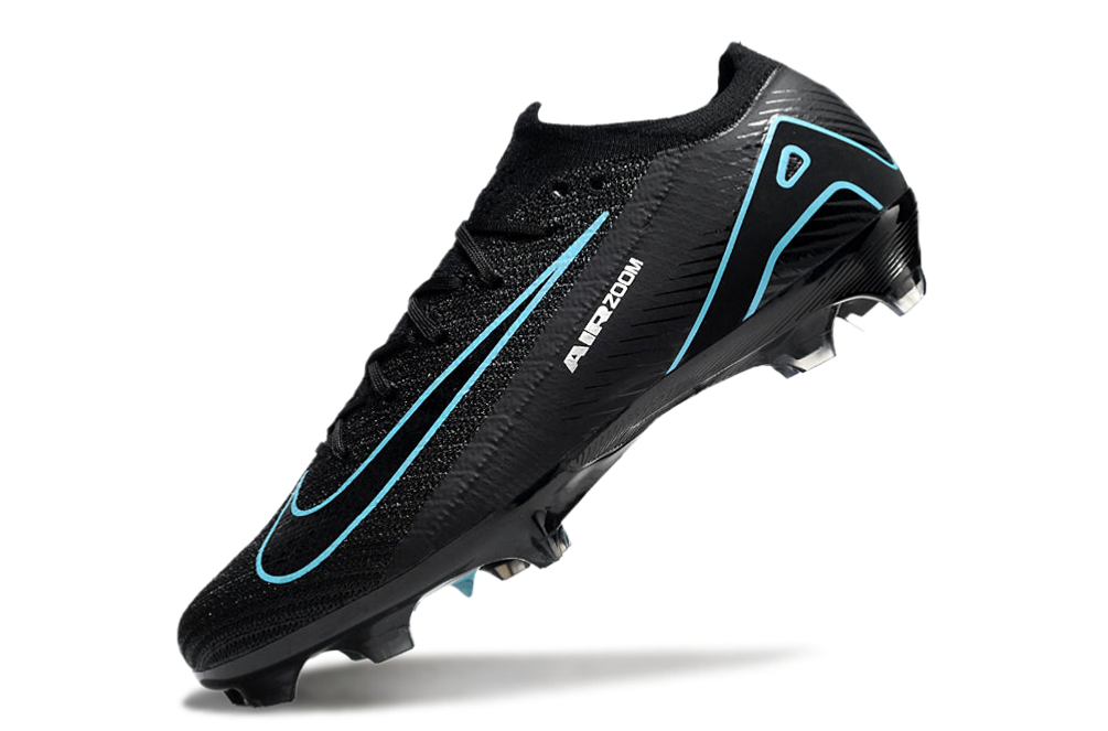 M - FUSSBALLSCHUHE