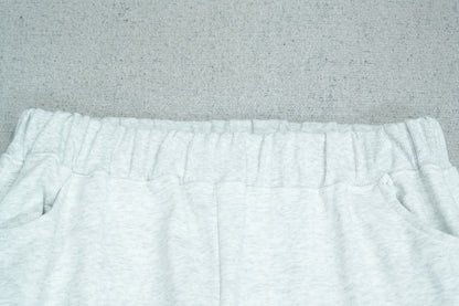 S - SWEATPANTS