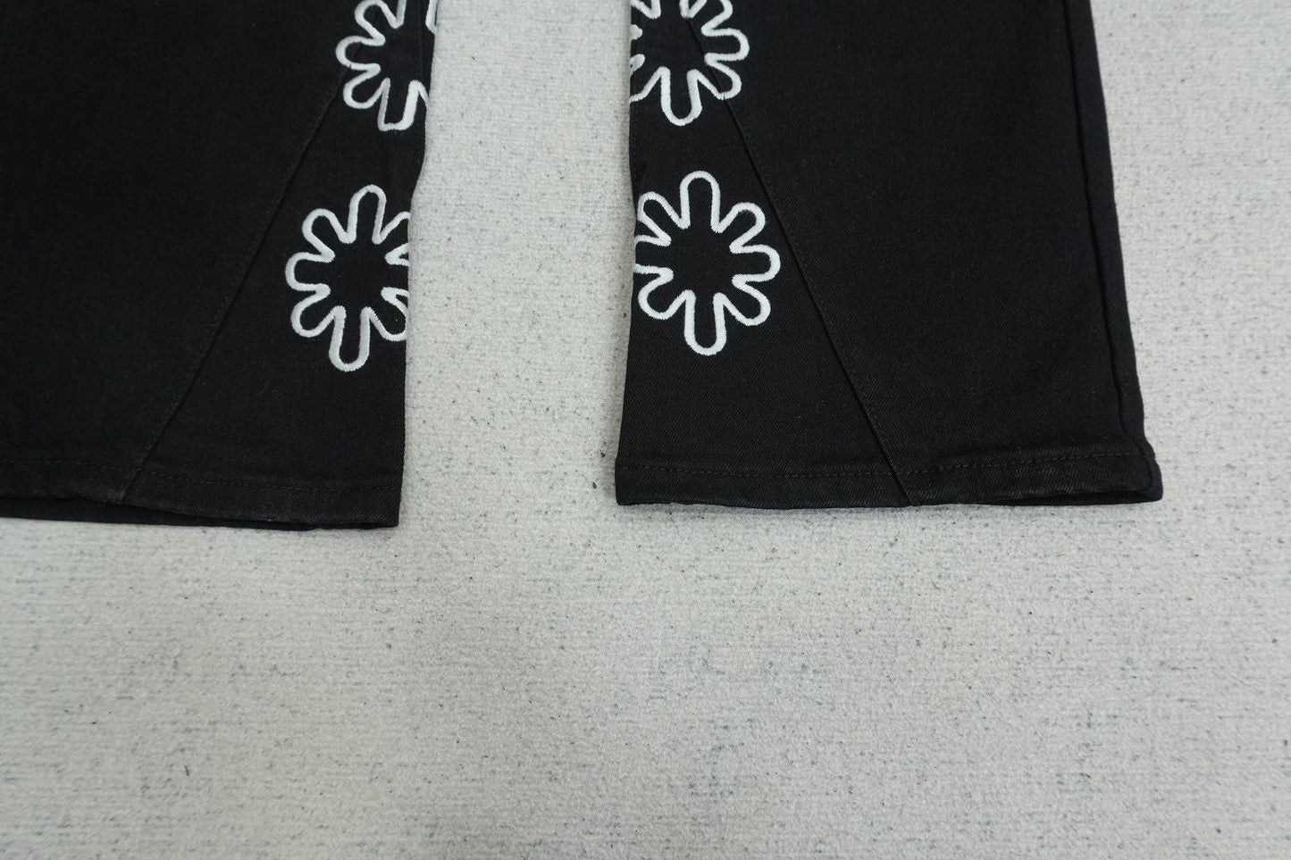 L - JEANS