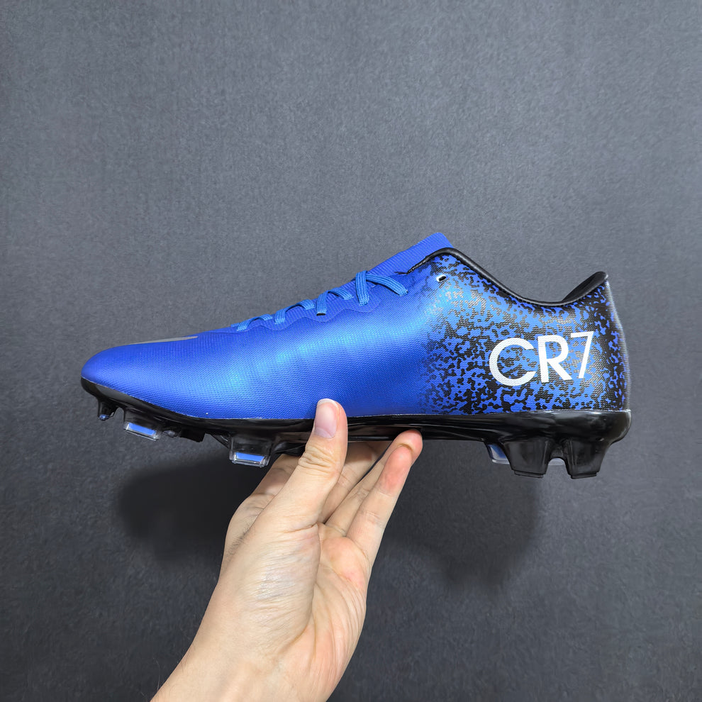 M - FUSSBALLSCHUHE