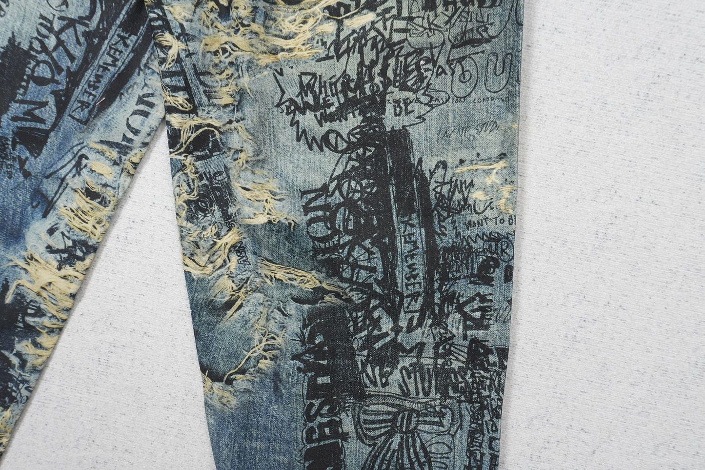 A - JEANS