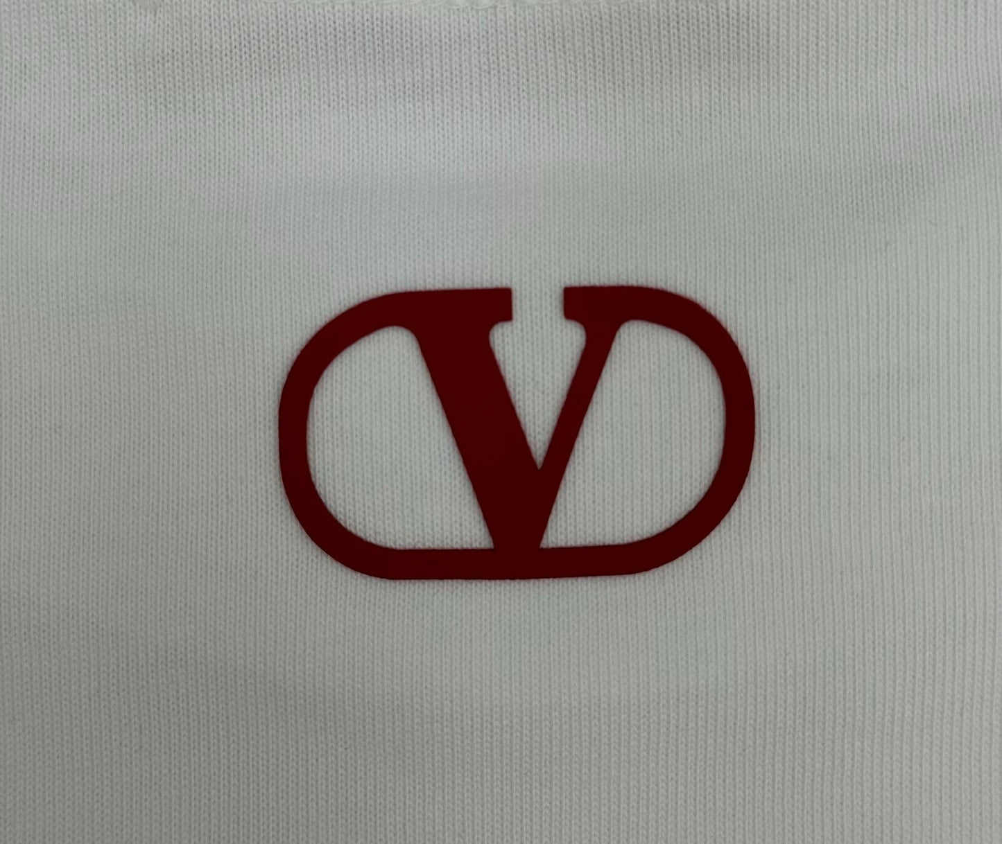V - TSHIRT