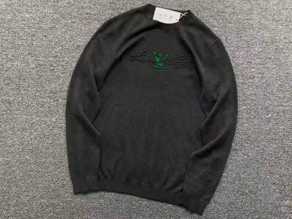 L - SWEATER
