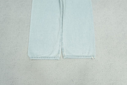 F - SWEATPANTS