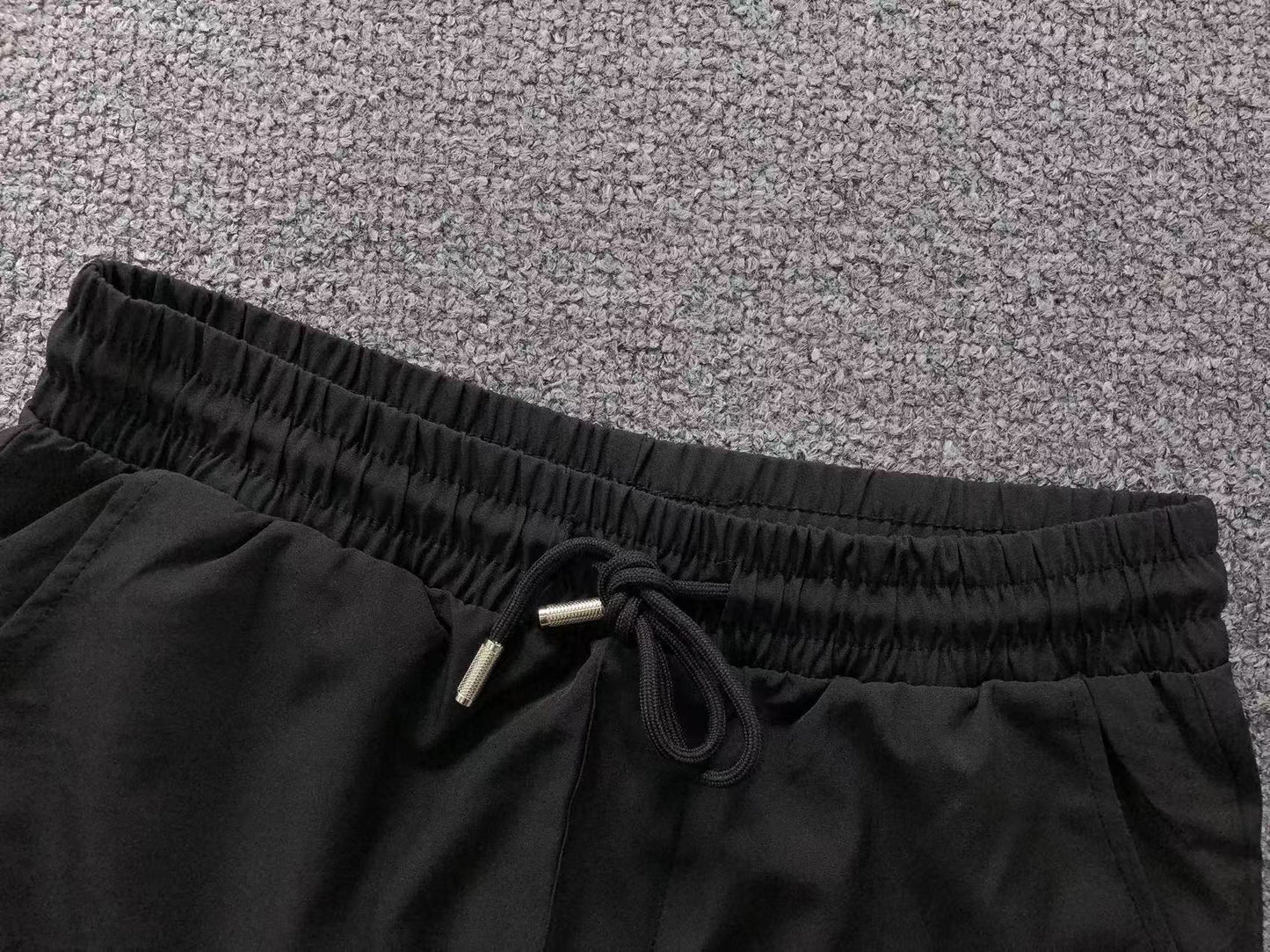 N - SHORTS