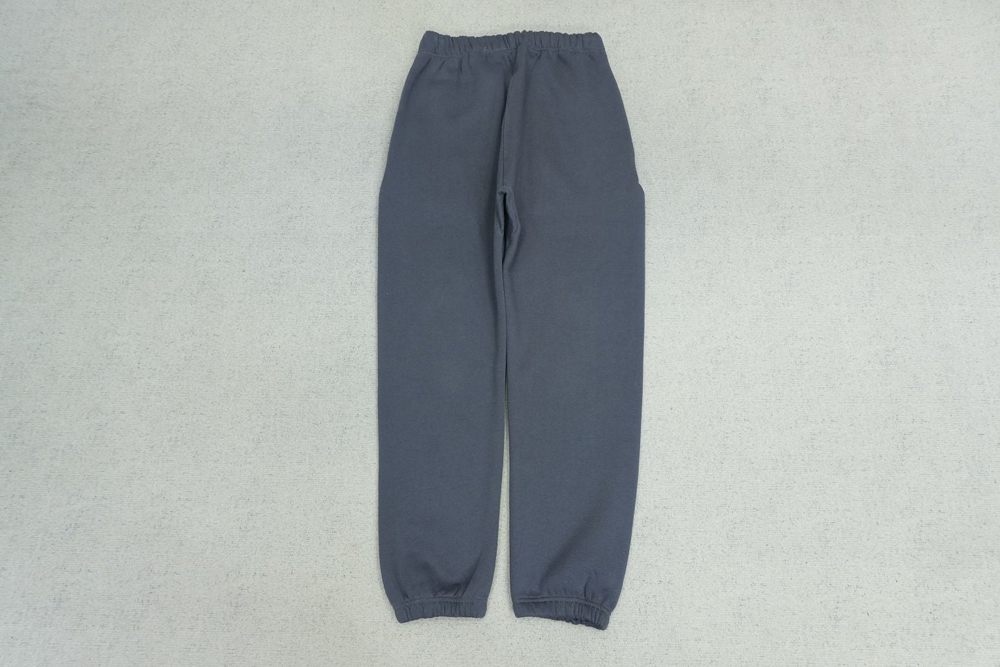 F - SWEATPANTS