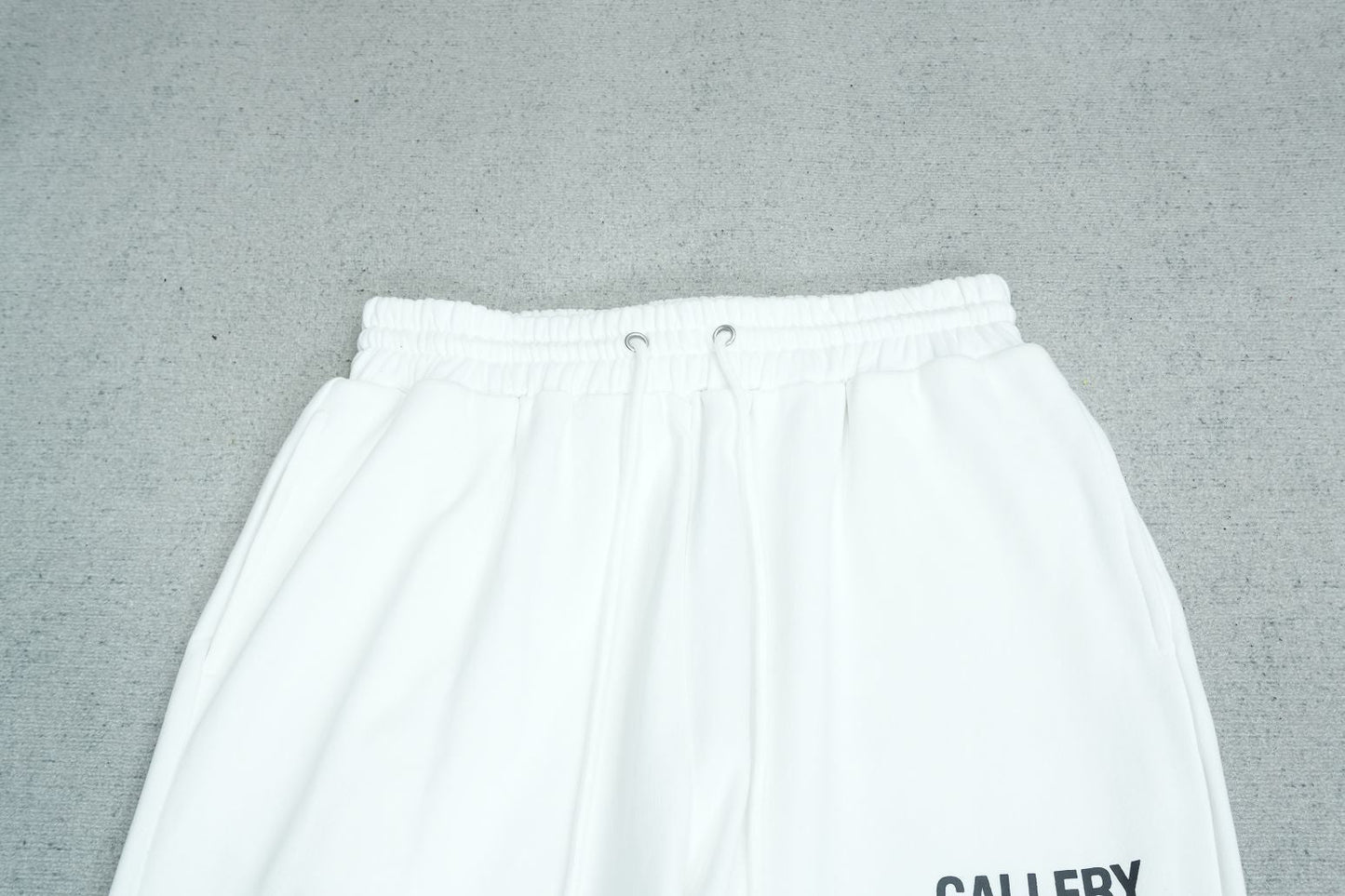 G - SWEATPANTS