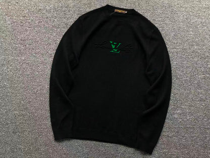 L - SWEATER