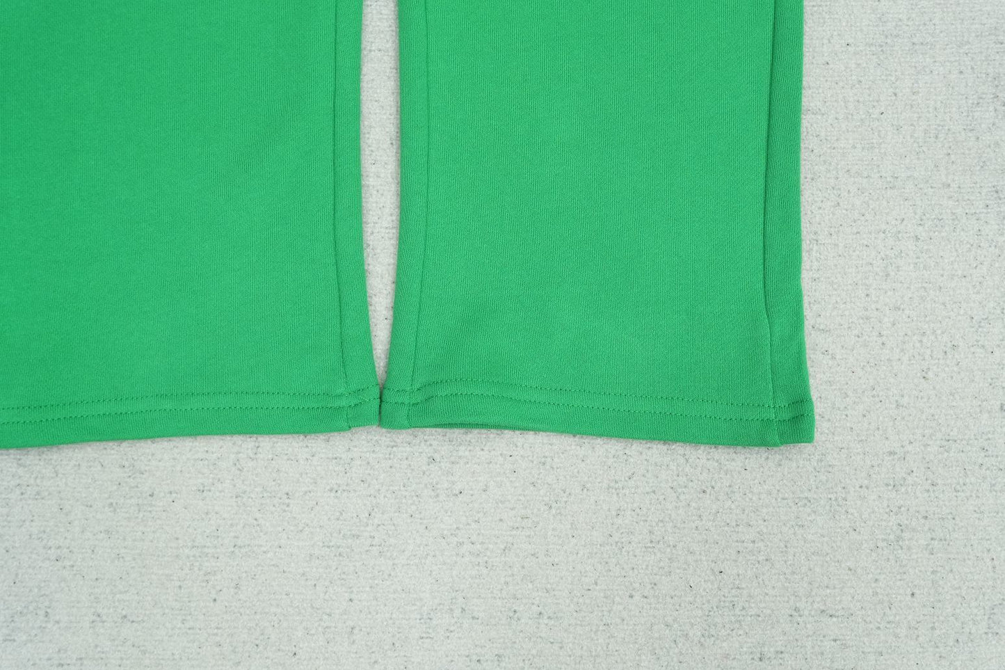 C - SWEATPANTS