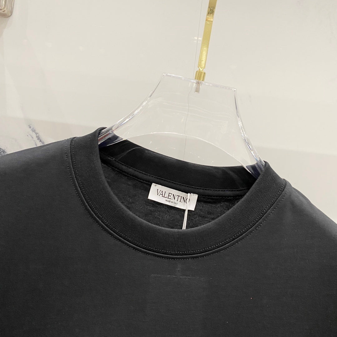 V - TSHIRT