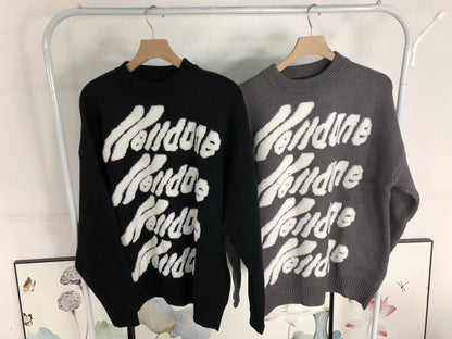 W - SWEATER