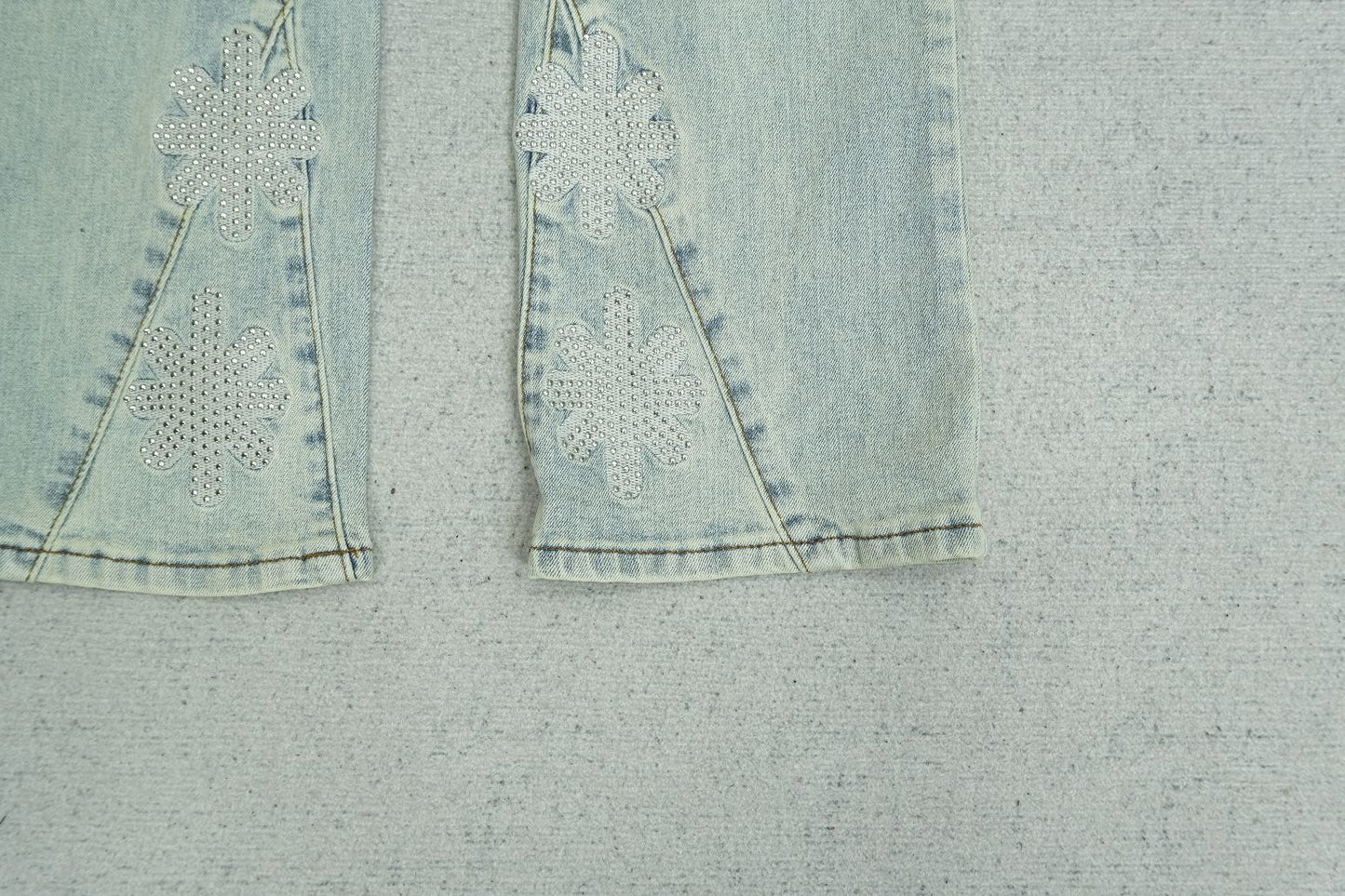 L - JEANS