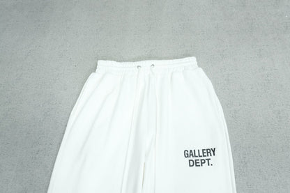 G - SWEATPANTS