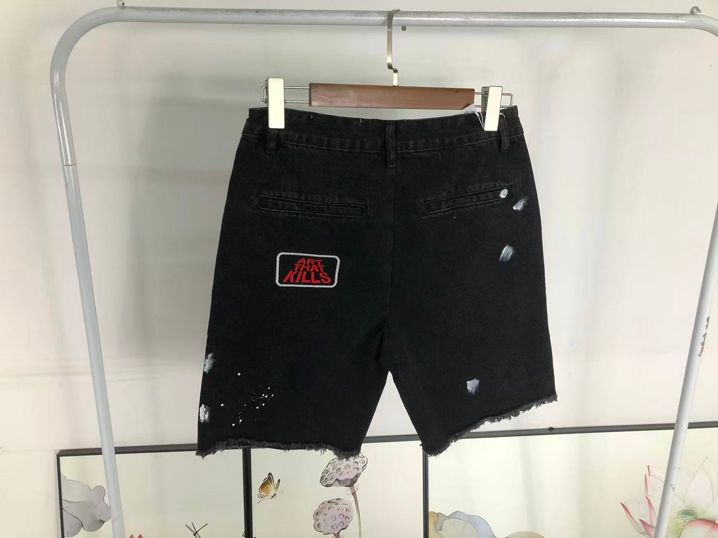 G - SHORTS