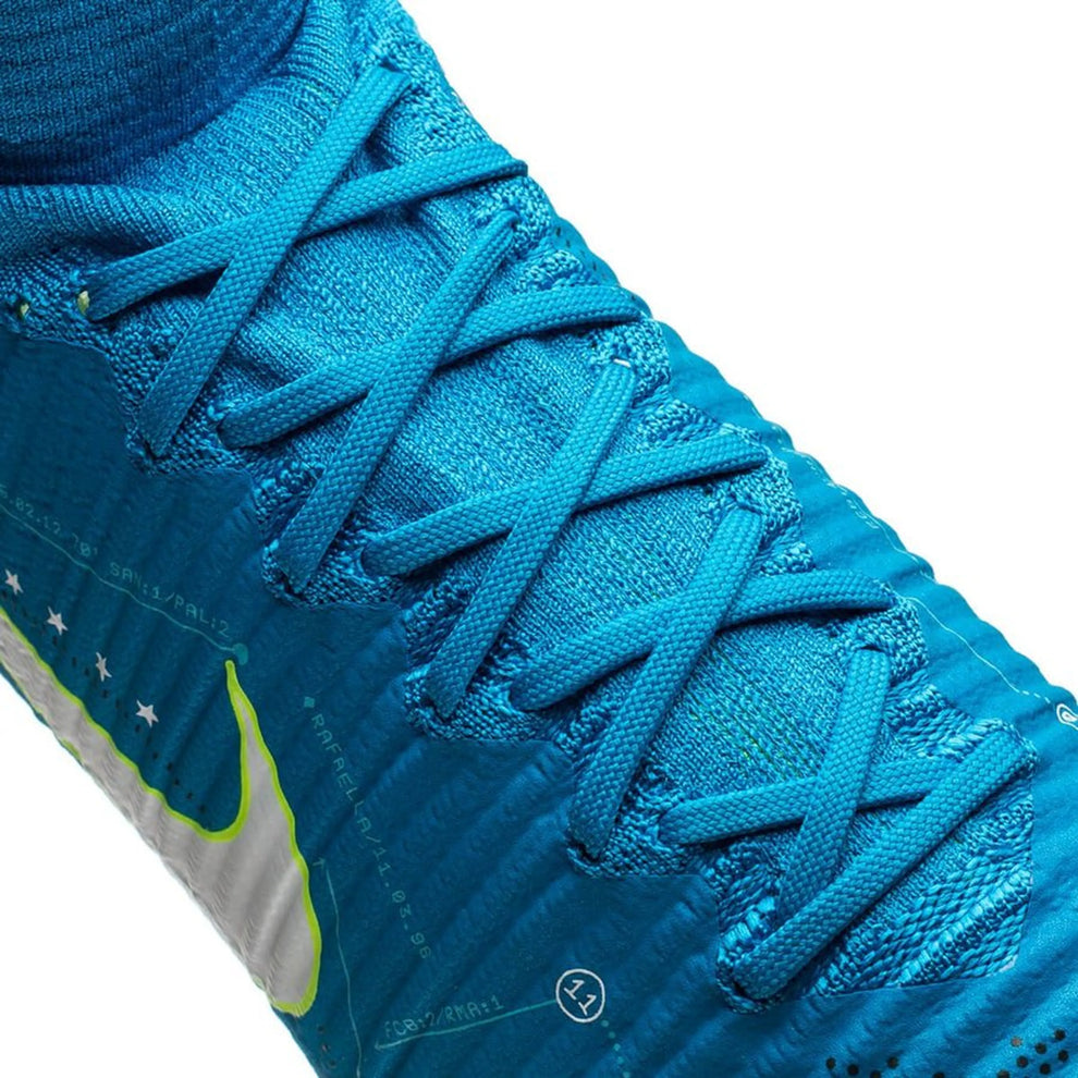 M - FUSSBALLSCHUHE