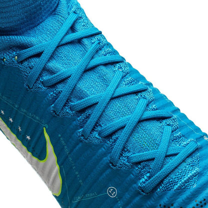 M - FUSSBALLSCHUHE
